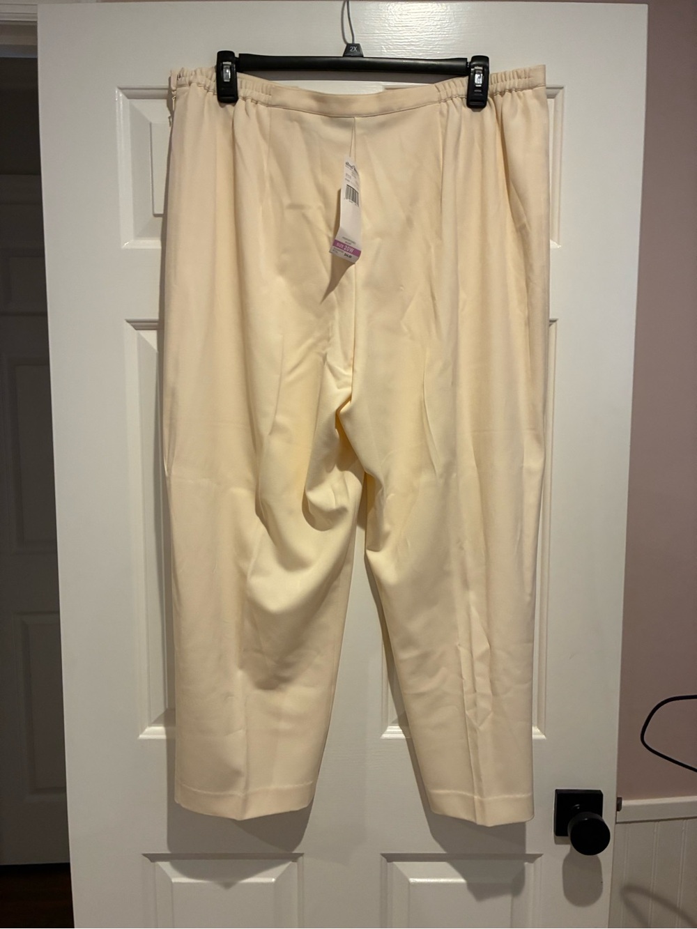 Classic Cream Straight-Leg Women's Pants - Picture 2 of 5